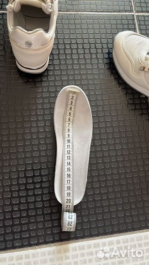 Кроссовки детские для девочки