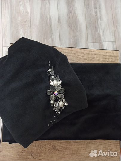 Шапки и повязки со стразами