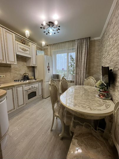 2-к. квартира, 53 м², 5/9 эт.