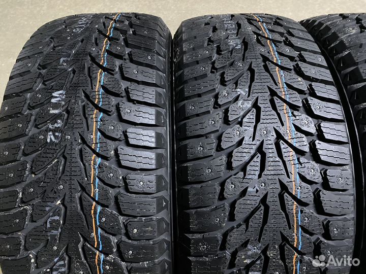 Kumho WinterCraft Ice Wi32 215/60 R17 100T