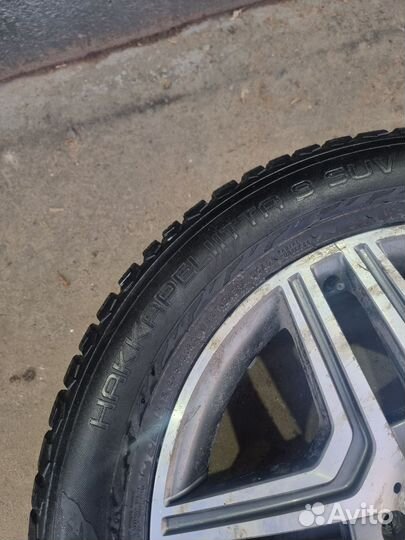 Nokian Tyres Hakkapeliitta 9 SUV 275/50 R20 113T