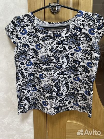 Отдам бесплатно женские вещи