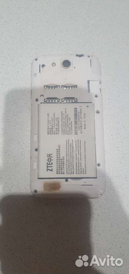 Телефон ZTE