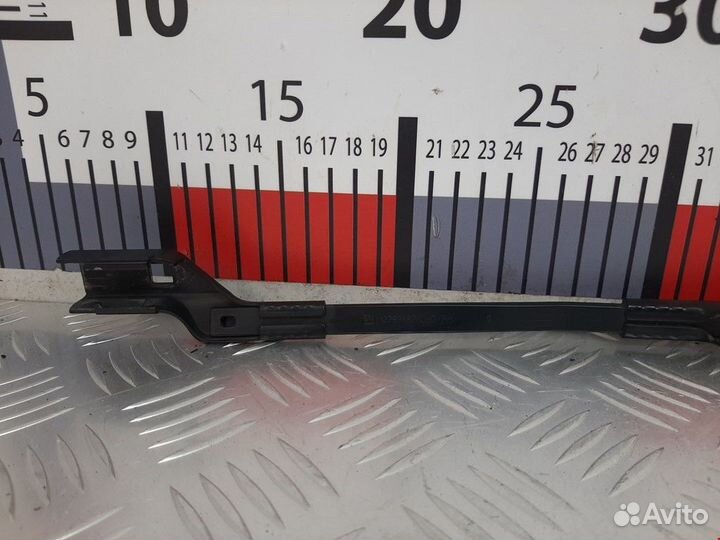 Щеткодержатель (поводок стеклоочистителя, дворник)