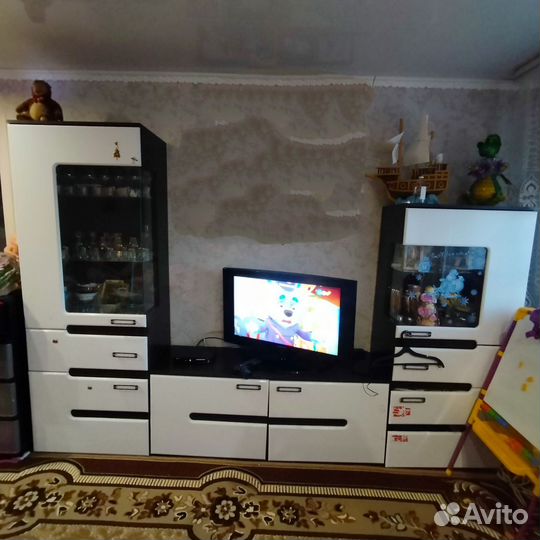 Стенка в гостиную бу