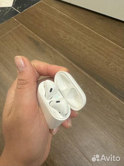 Airpods 2