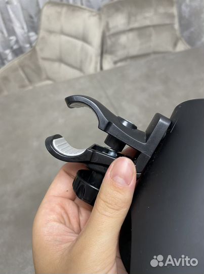 Держатель для стаканов на коляску