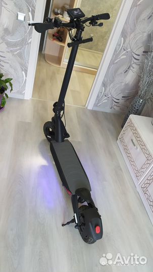 Электросамокат Hiper Model Z Black 800Вт