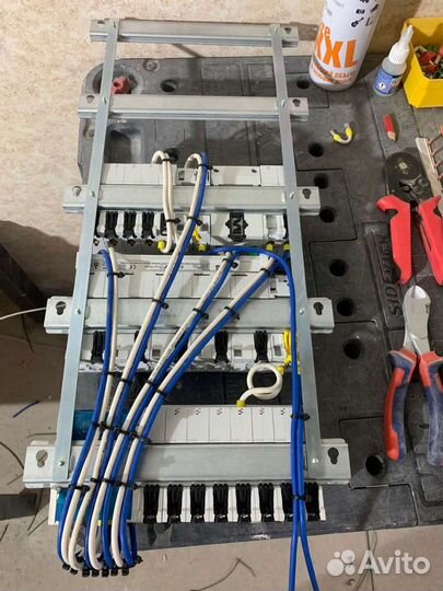 Электрик, услуги электрика в Бронницы