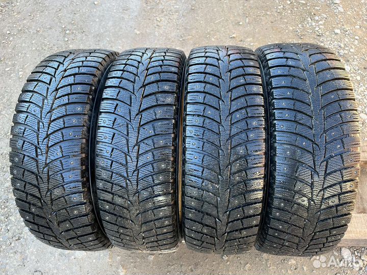 Laufenn I Fit Ice LW 71 215/65 R16