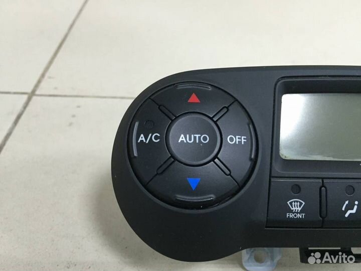 Блок управления климатической установкой Hyundai i