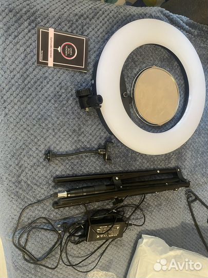 Кольцевая ламка для визажиста с штативом