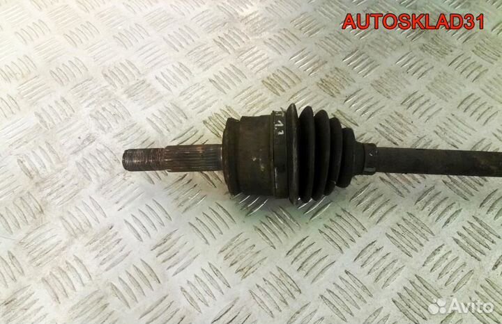 Привод передний правый Mitsubishi Colt Z3 MR582022