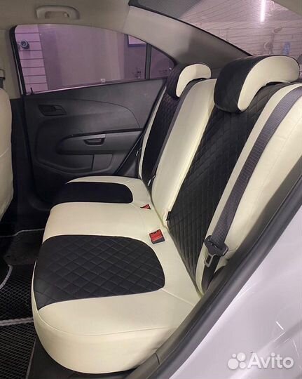 Автомобильные чехлы на Chevrolet Aveo (2012-2015)