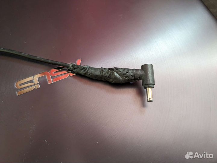 Asus Zenbook UX305F