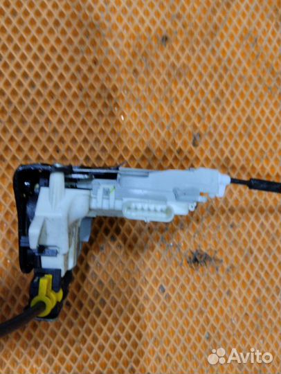 Замок двери задний Audi A4 Iv B8 cdnb 2012