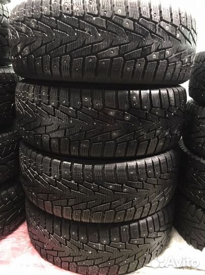 Nokian Tyres Hakkapeliitta 7 235/60 R17