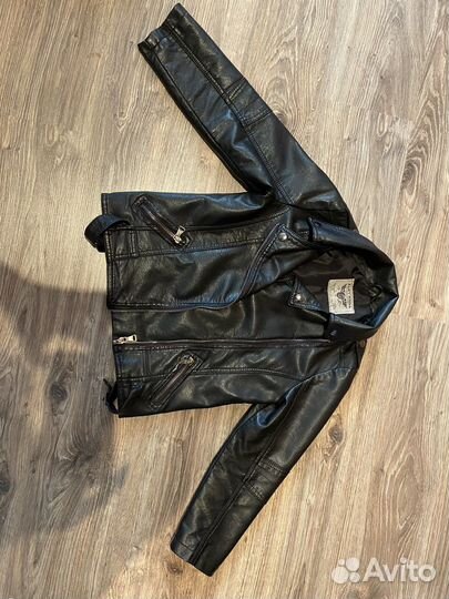 Кожаная куртка для девочки