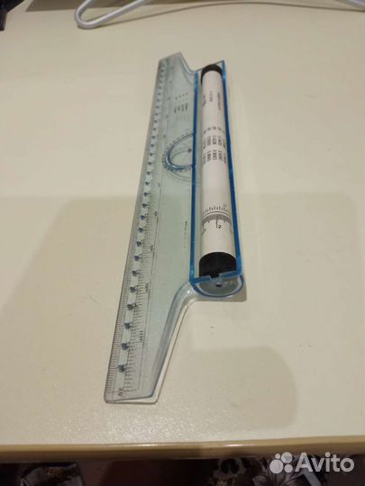 Линейка - рейшина чертежная