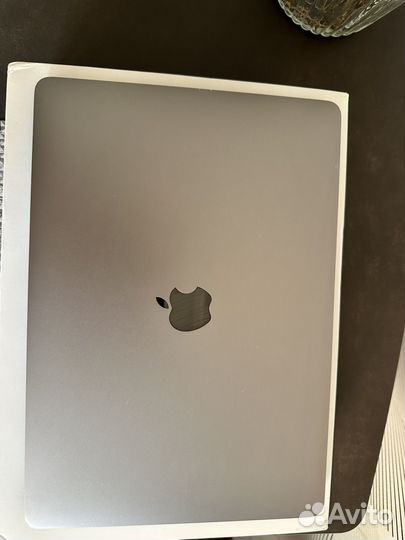 Macbook pro 13 2020 A 2251