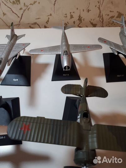 Модели самолетов Легендарные самолеты с журналами