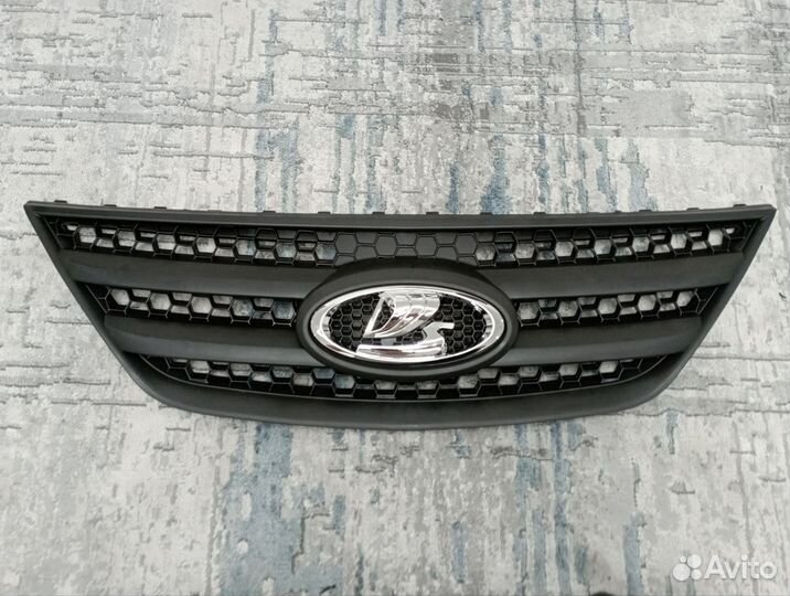 Решетка радиатора LADA Largus