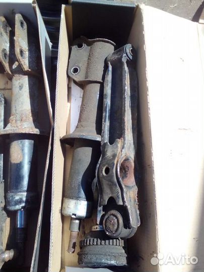 Стойки передние на Мatiz, Spark