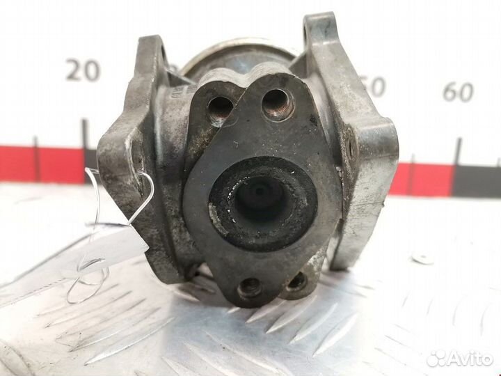 Клапан EGR Volkswagen Jetta 5 2006 038131501AN