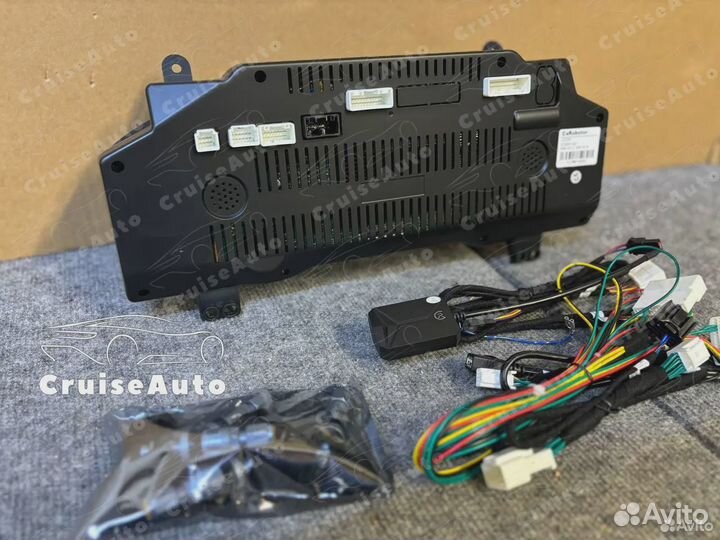 Панель приборов Toyota Land Cruiser 200 07-12