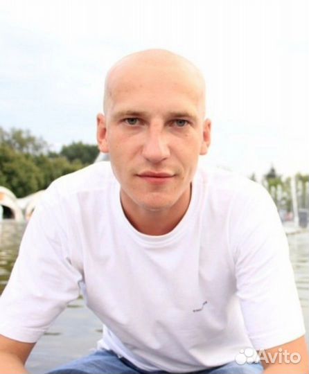 Повар мясного цеха в столовую