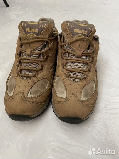 Трекинговые ботинки Meindl Gore-tex 41,5