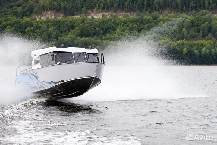 Realcraft 700 Cabin