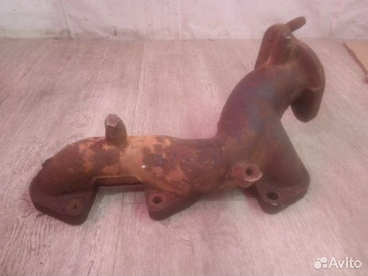 Коллектор выпускной правый Mitsubishi Pajero L141G