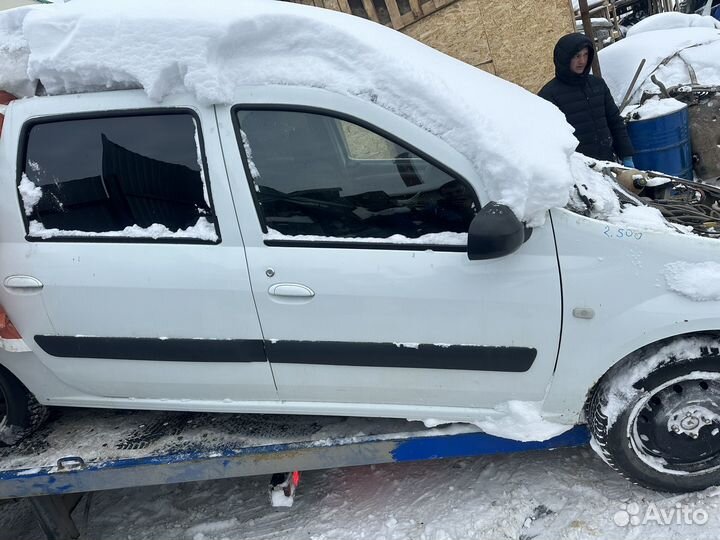 Лада Ларгус в разборе