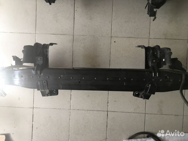 Усилитель бампера Mercedes W220