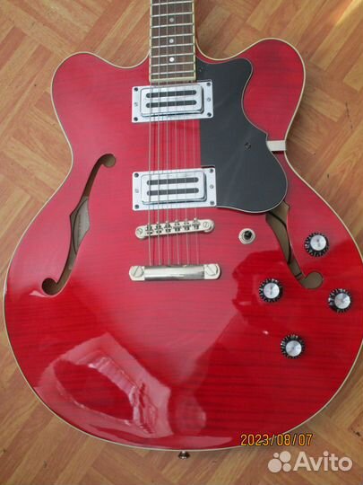 Электрогитара Hofner Standard