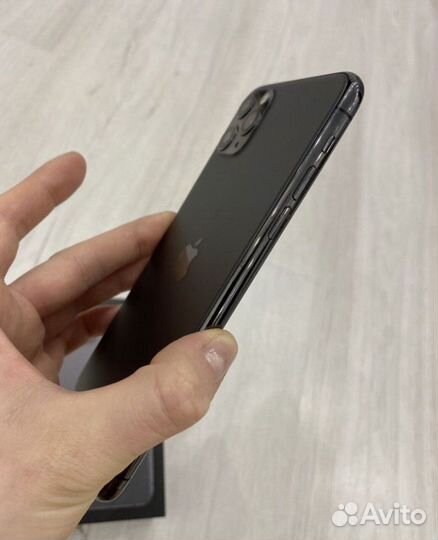 iPhone 11 Pro Max, 64 ГБ