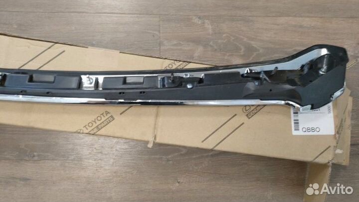 Молдинг капота Toyota Land Cruiser Prado 150