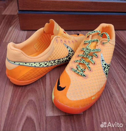 Футбольные бутсы