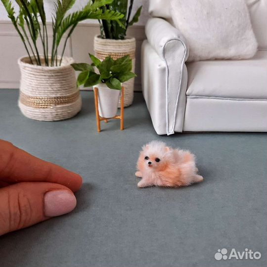 Миниатюрная игрушка щенок шпица