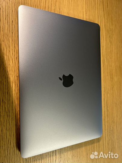 Apple macbook pro 13 2020 i5 16GB 512