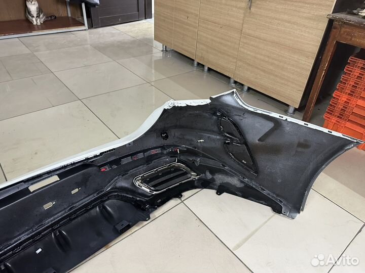 Задний бампер