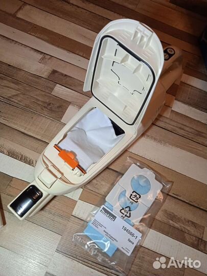 Аккумуляторный пылесос makita (акб в комплекте)