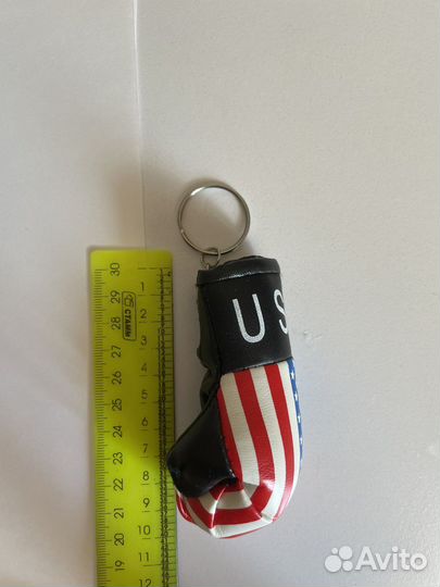 Брелок боксерская перчатка