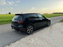 Volkswagen Golf GTI 2.0 AMT, 2019, 60 000 км, с пробегом, цена 1 850 000 руб.