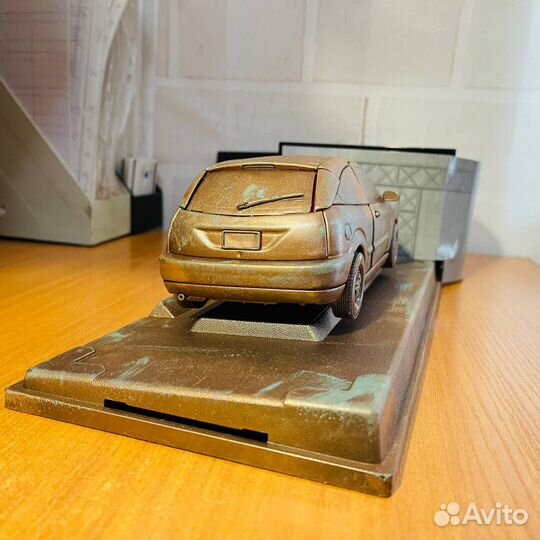 Коллекционная модель автомобиля Ford Focus
