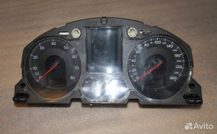 Панель приборов Volkswagen Passat B6