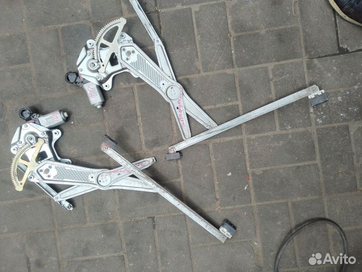 Стеклоподъемники передние таета витц/функарго