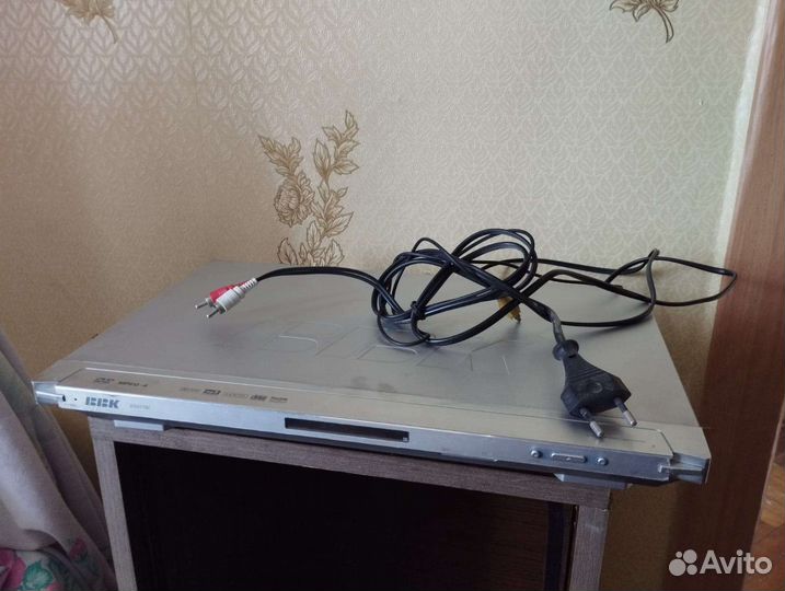 DVD плеер BBK