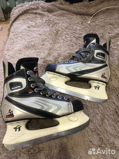 Коньки хоккейные 41 размер